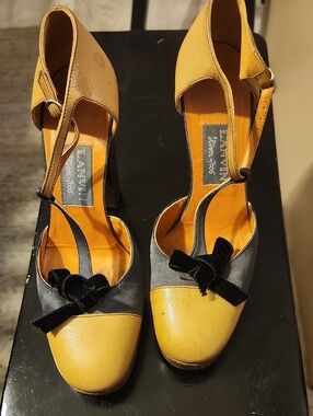 Lanvin Two-Tone Yellow and Gray Bow Strap Heels